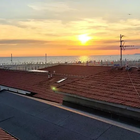 Casa Amedeo - In Passeggiata *